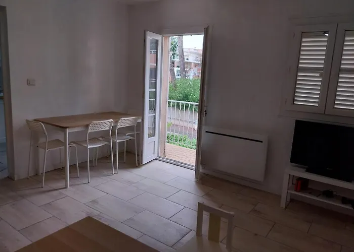 Apartment Port De Hyeres